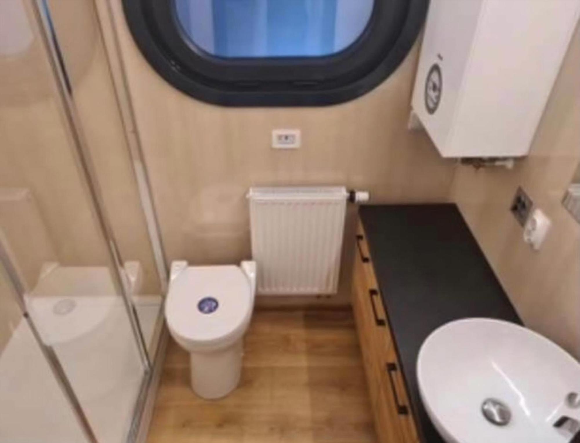 Hausboot Schiff Fuer 4 Personen Ca, 33 M Sup2 In Braunsbedra, Sachsen Anhalt Halle Saale Unstrut Region 外观 照片